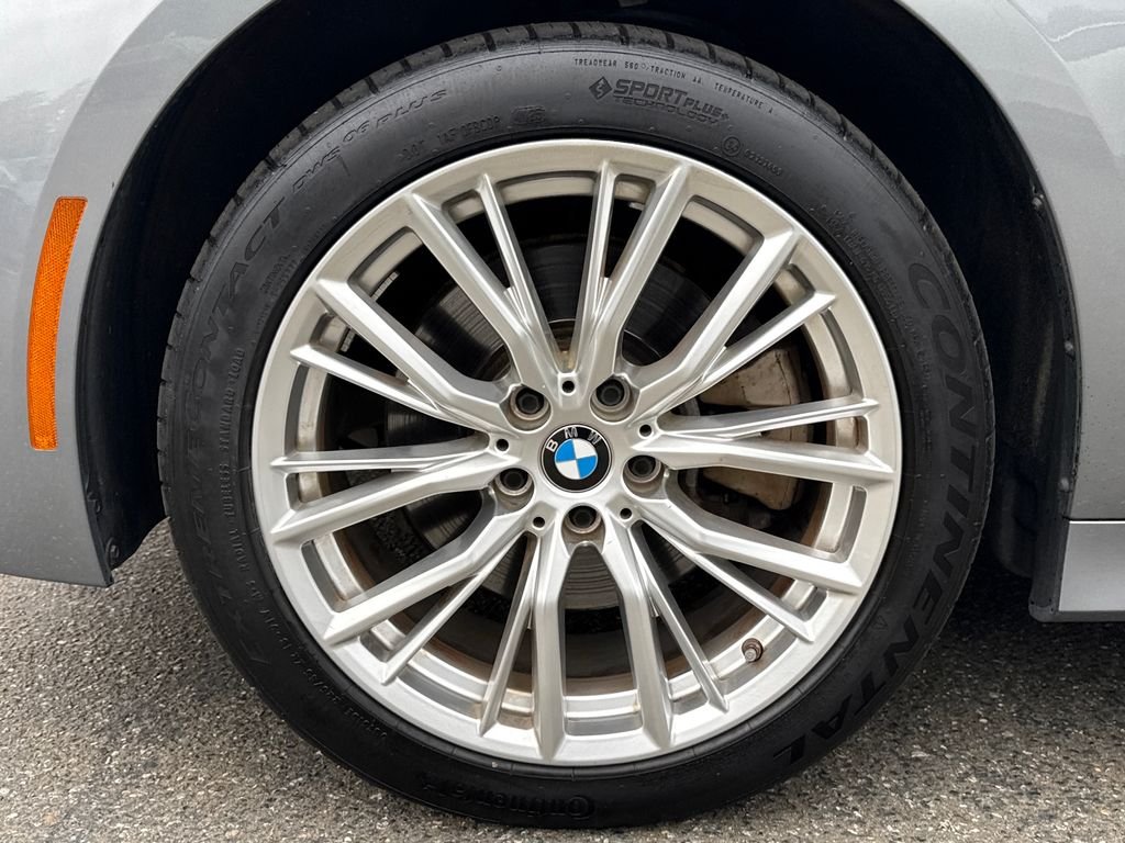 Used 2023 Gray Metallic BMW 330i xDrive image 29