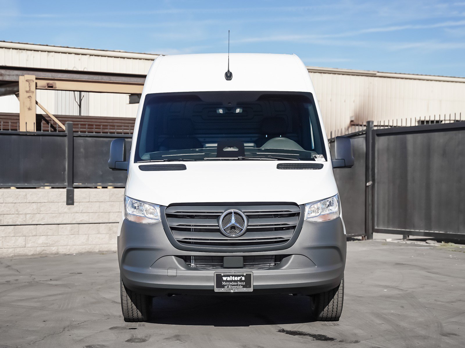 New 2026 Arctic White Mercedes-Benz 2500 High Roof I4 Diesel HO 170 RWD image 2