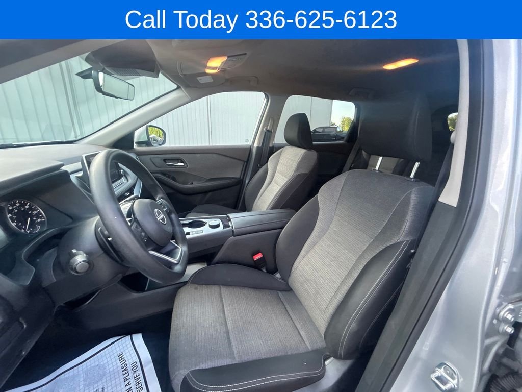 Used 2022 Silver Nissan SV image 21