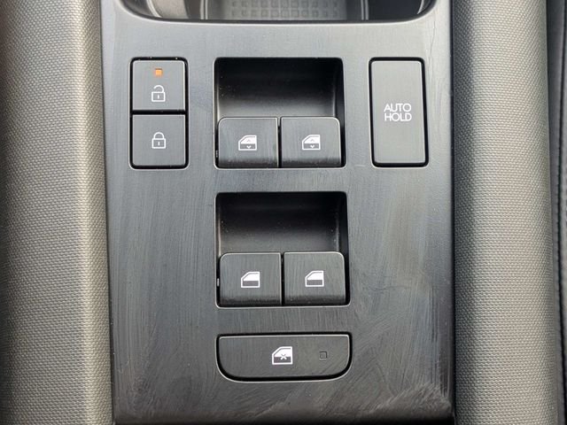 Used 2023 Gold Hyundai SEL image 22