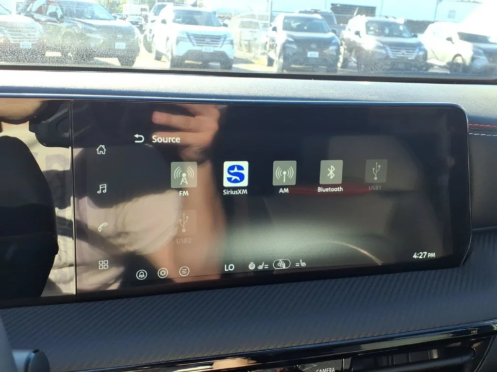 New 2027 Canyon Bronze Metallic Nissan SR image 16