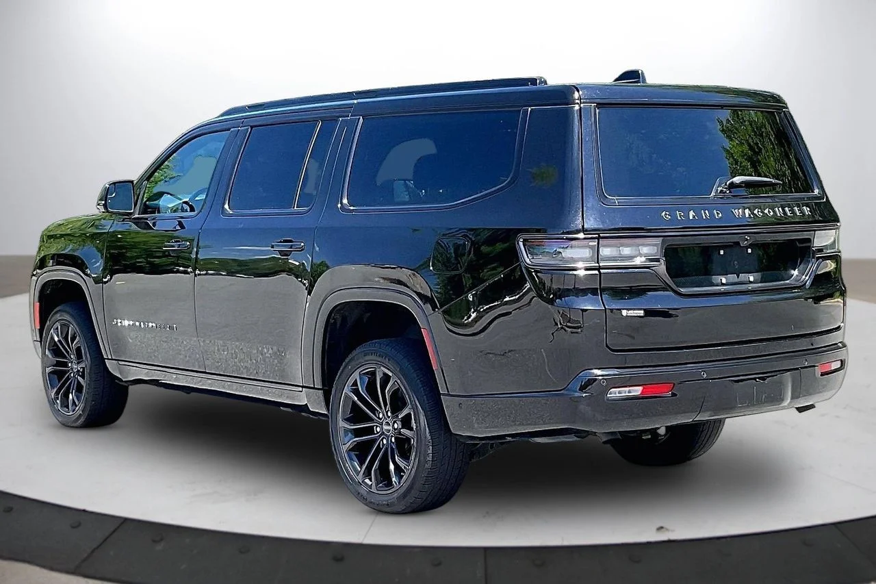 Used 2024 Black Jeep Series II image 7