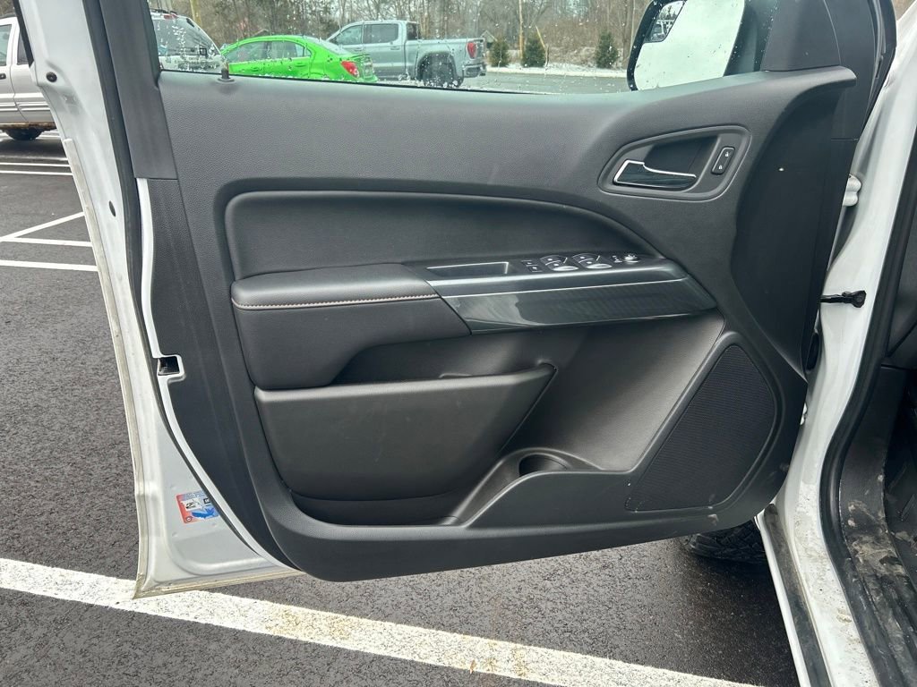 2022 GMC Canyon AT4 - Photo 25
