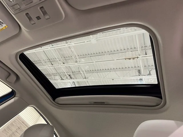 Used 2018 Blue Toyota Four image 18