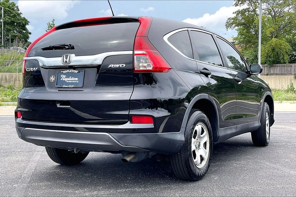 Used 2016  Honda LX image 10