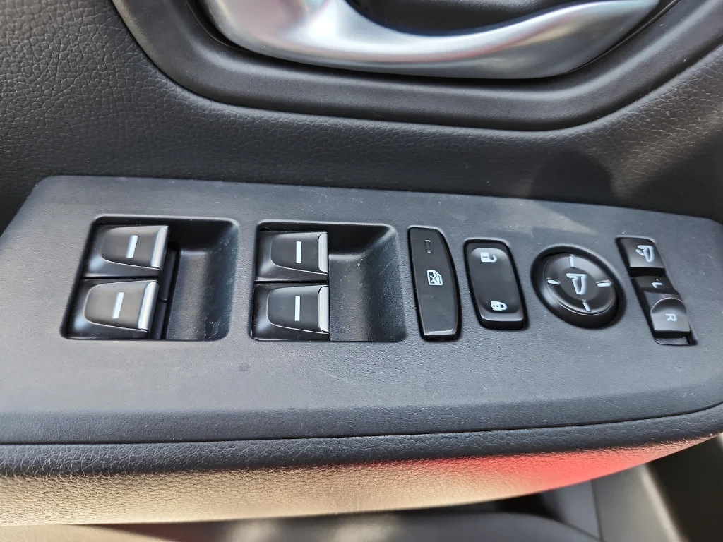 2025 Honda Pilot Black Edition - Photo 25