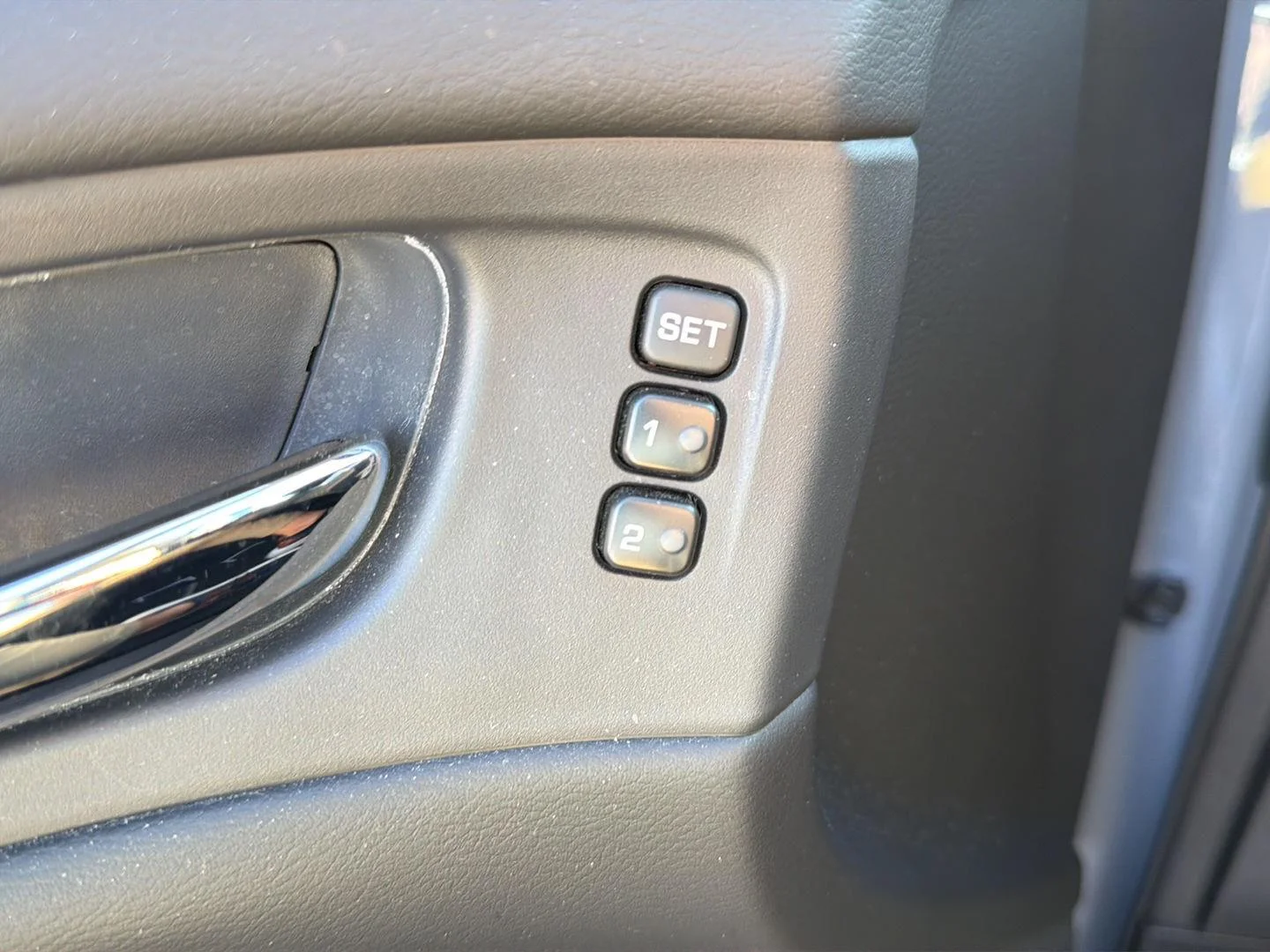 Used 2024 Boulder Gray Pearl Nissan Platinum image 19
