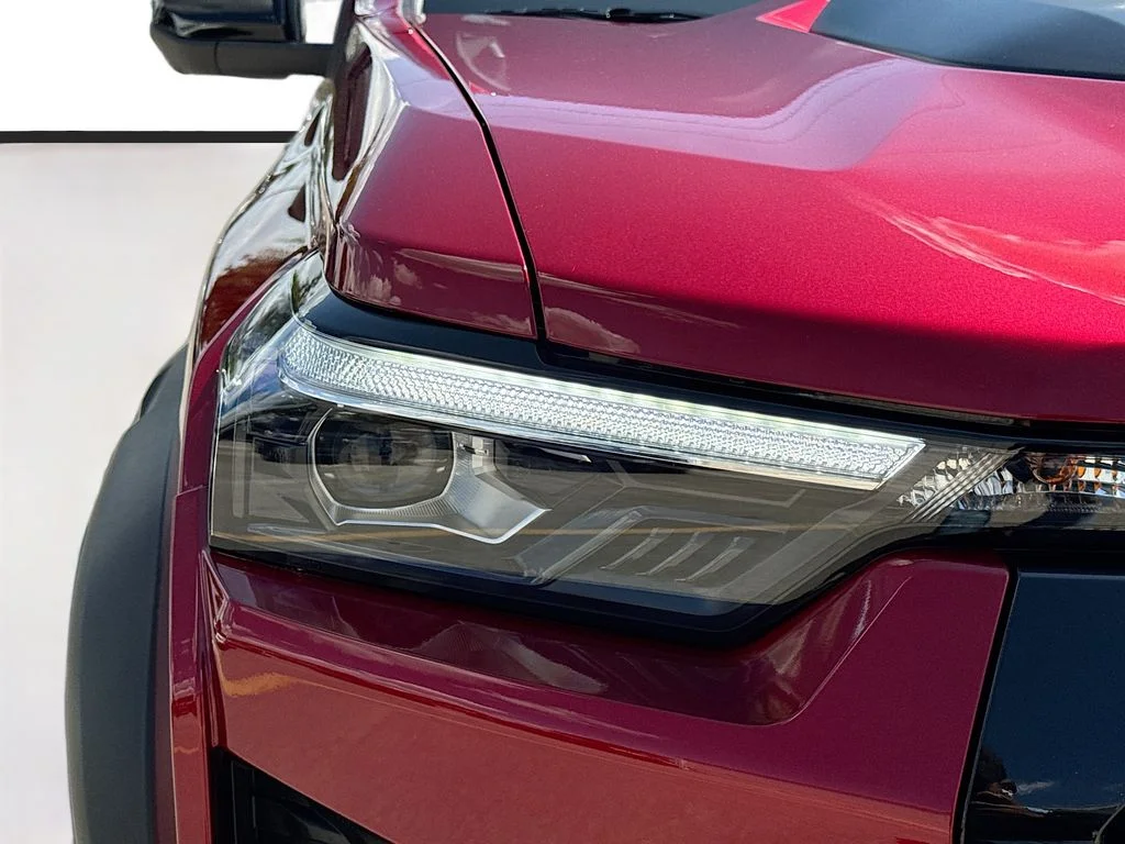 Used 2026 Red Chevrolet ZR2 image 36