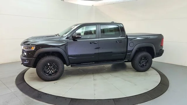 New 2026 Diamond Black Crystal Pearl-Coat Exterior Paint RAM RHO image 5
