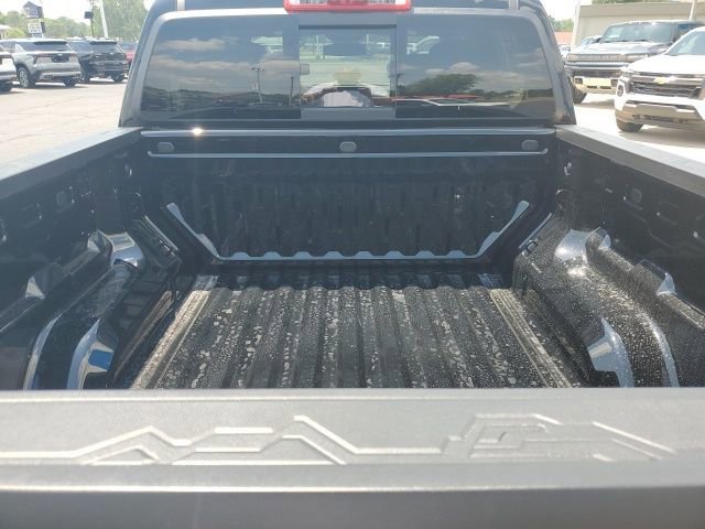 2025 Chevrolet Colorado LT - Photo 19