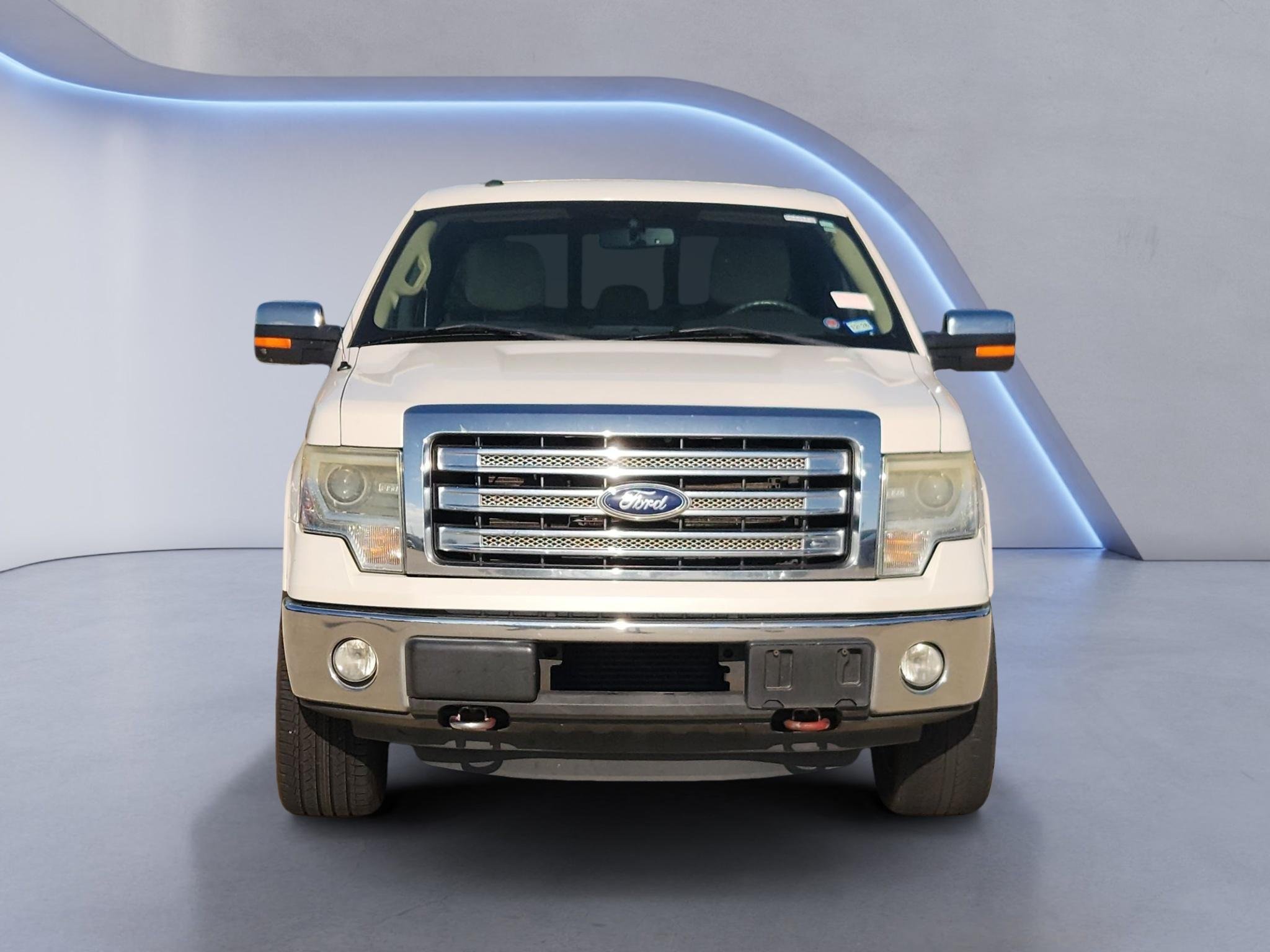 Used 2013 White Platinum Metallic Tri-Coat Ford Lariat image 2