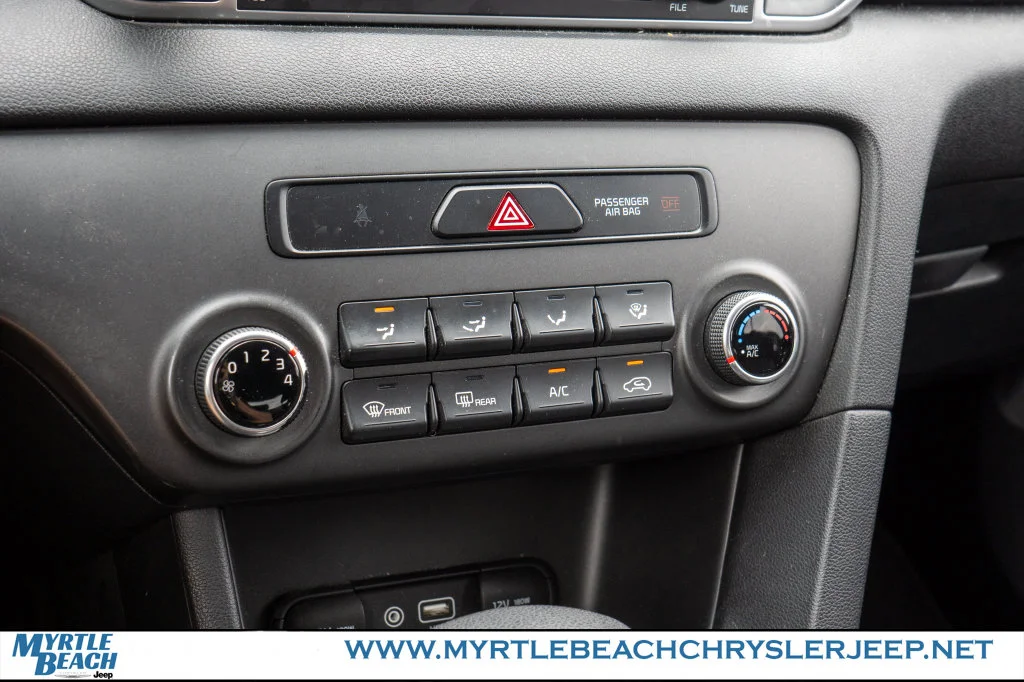 Used 2019 Pacific Blue Kia LX image 21