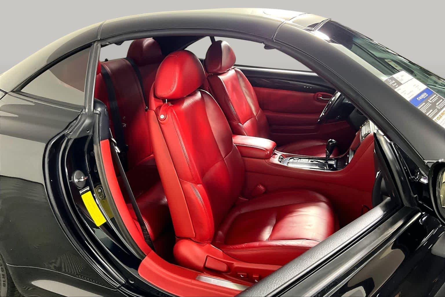 Pre-Owned 2005 Lexus SC 430