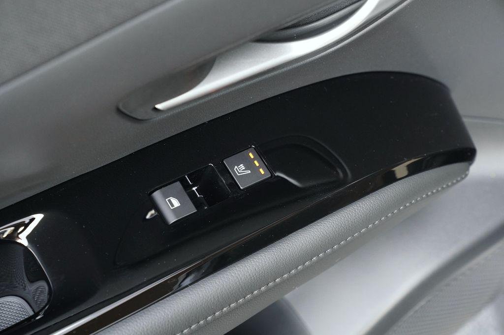 New 2026 Phantom Black Hyundai Limited image 30