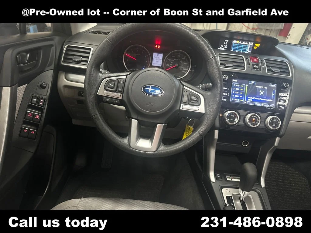 Used 2018 Red Subaru 2.5i Premium image 17