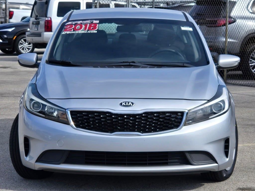 Used 2018 Kia FORTE LX with VIN 3KPFK4A7XJE229849 for sale in Elmhurst, IL