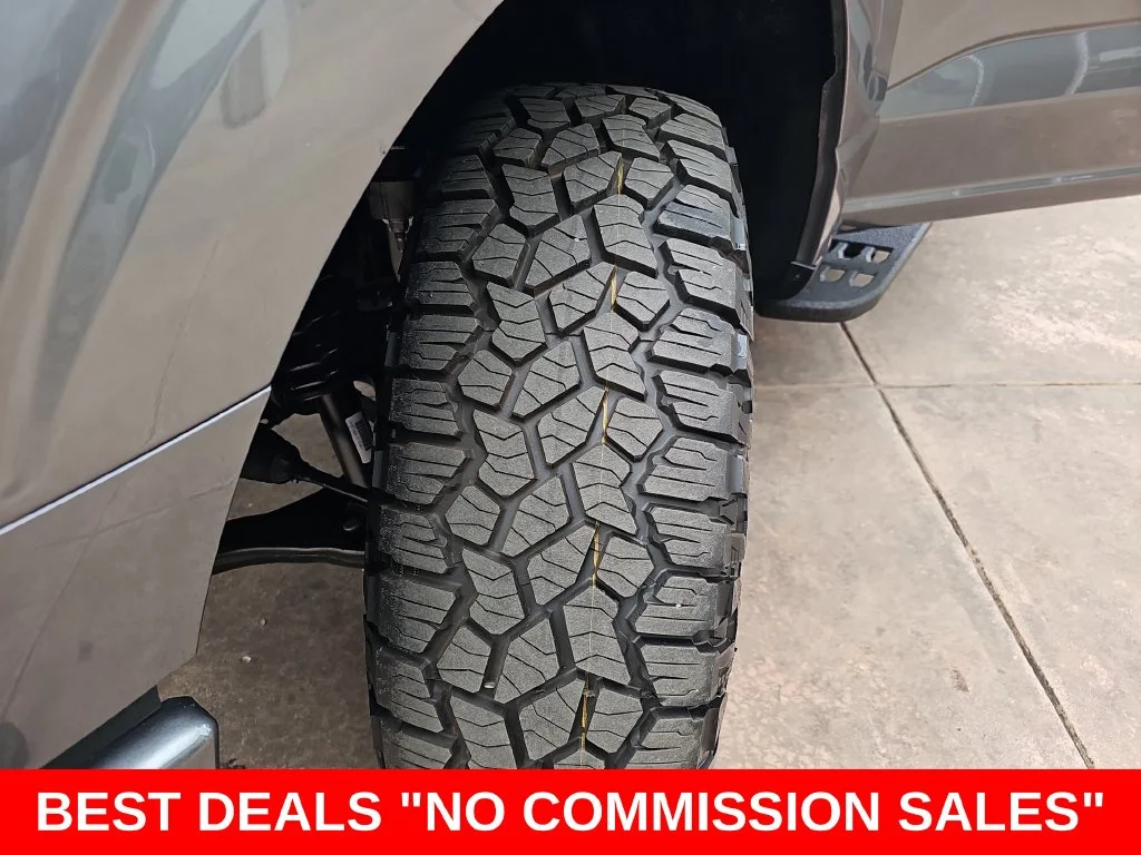 New 2026 Carbonized Gray Metallic Ford Tremor® image 35