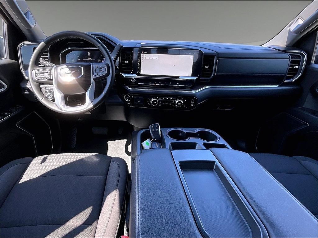 Used 2025 Onyx Black GMC Elevation image 21