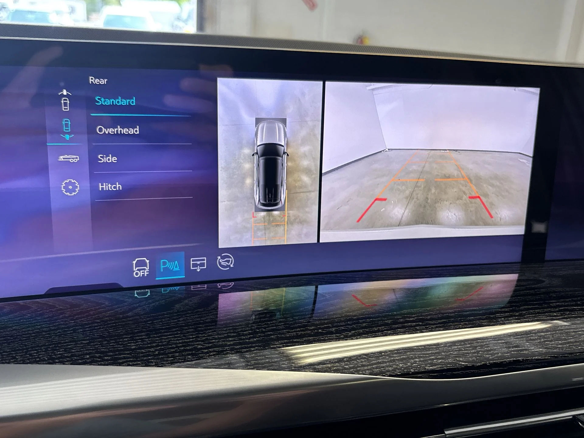 2025 Cadillac Escalade IQ Luxury 1 - Photo 61