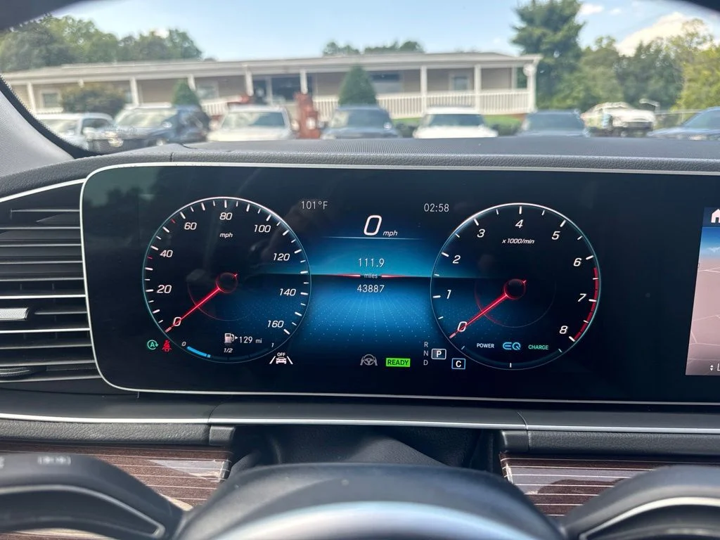 Used 2023 White Mercedes-Benz GLE 580 image 22