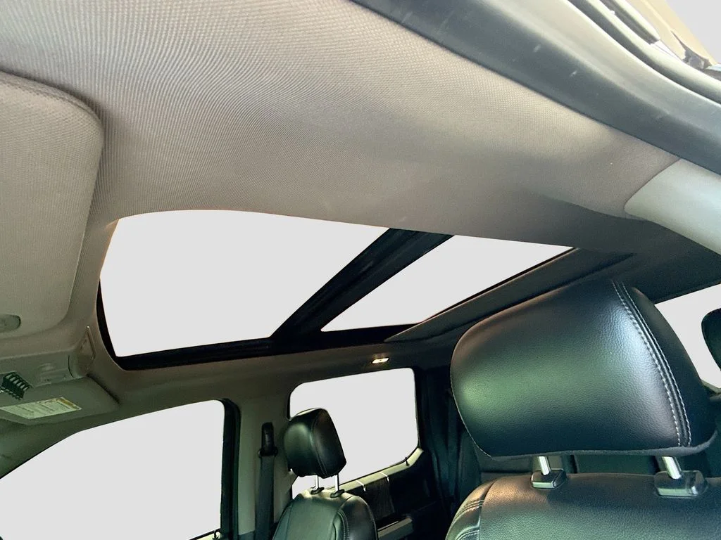 Used 2019 Black Ford Lariat image 24
