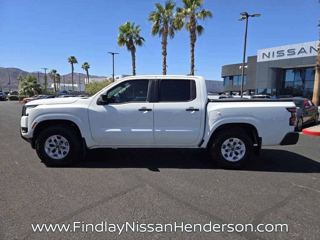 New 2026 Glacier White Nissan Crew Cab S image 3