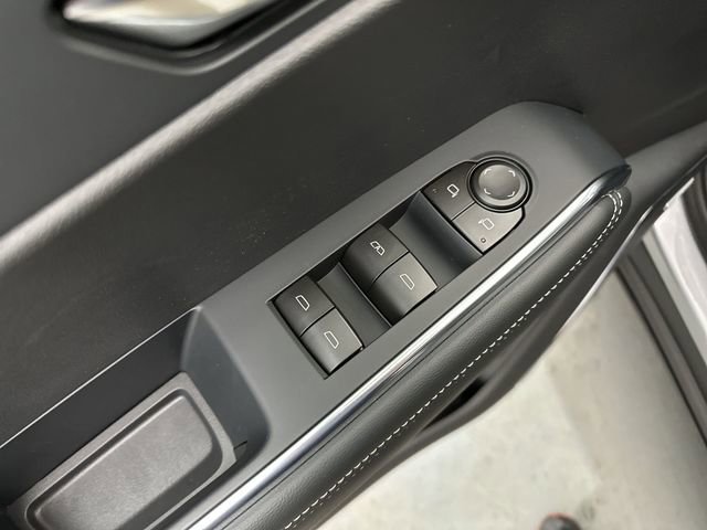2026 GMC Acadia Elevation - Photo 17