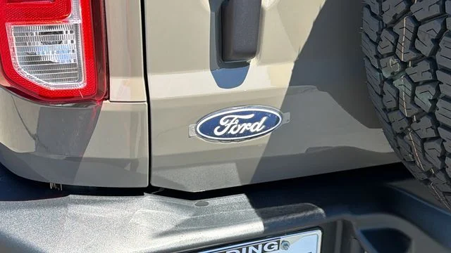 New 2026 Gray Ford Big Bend image 12