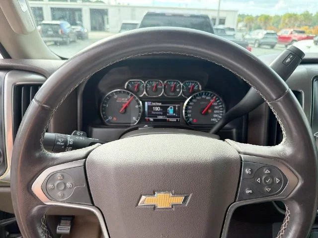 Used 2015 Black Chevrolet LT image 18