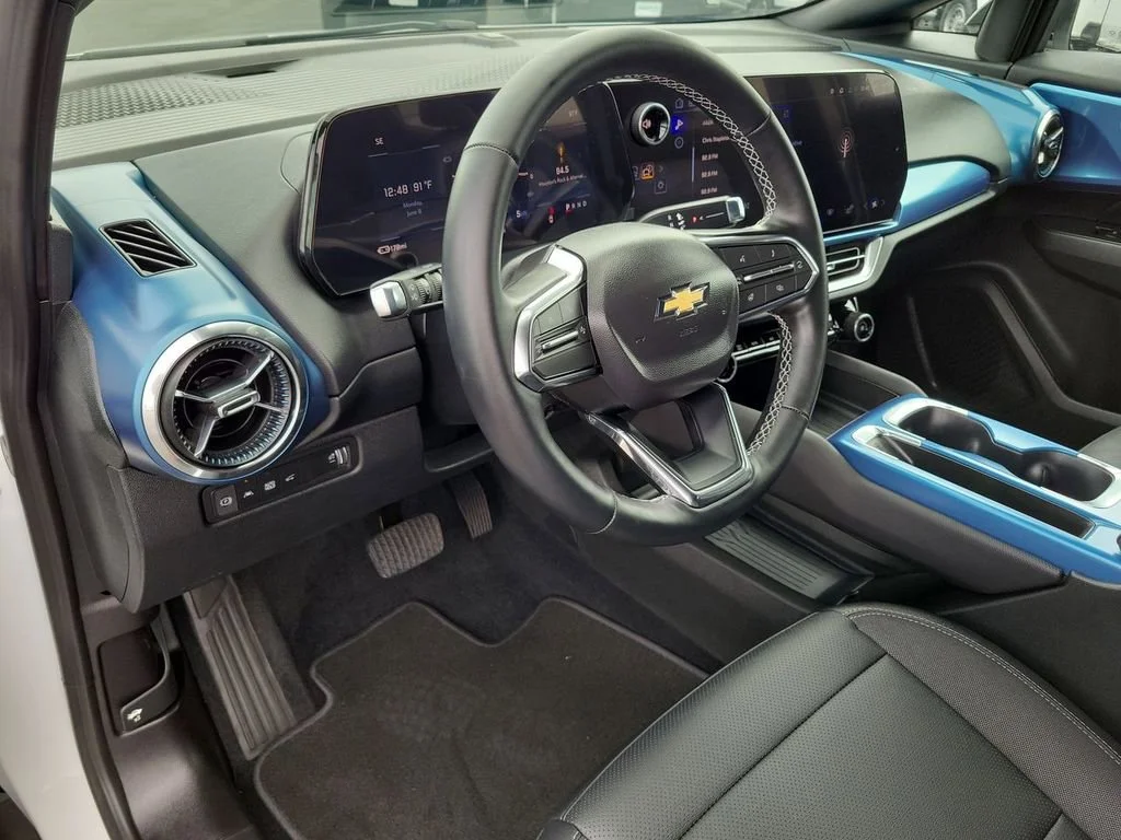 New 2026 Summit White Chevrolet LT image 2