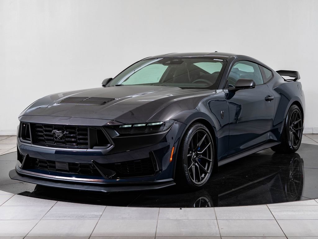 2024 Ford Mustang Dark Horse's photo