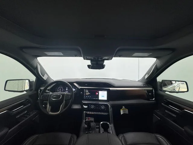 Used 2025 White Frost Tricoat GMC Denali image 21