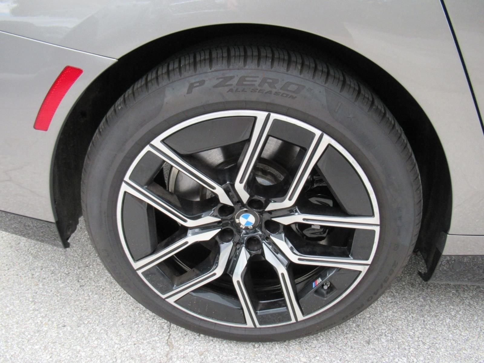 2023 BMW 7 Series 740i - Photo 8