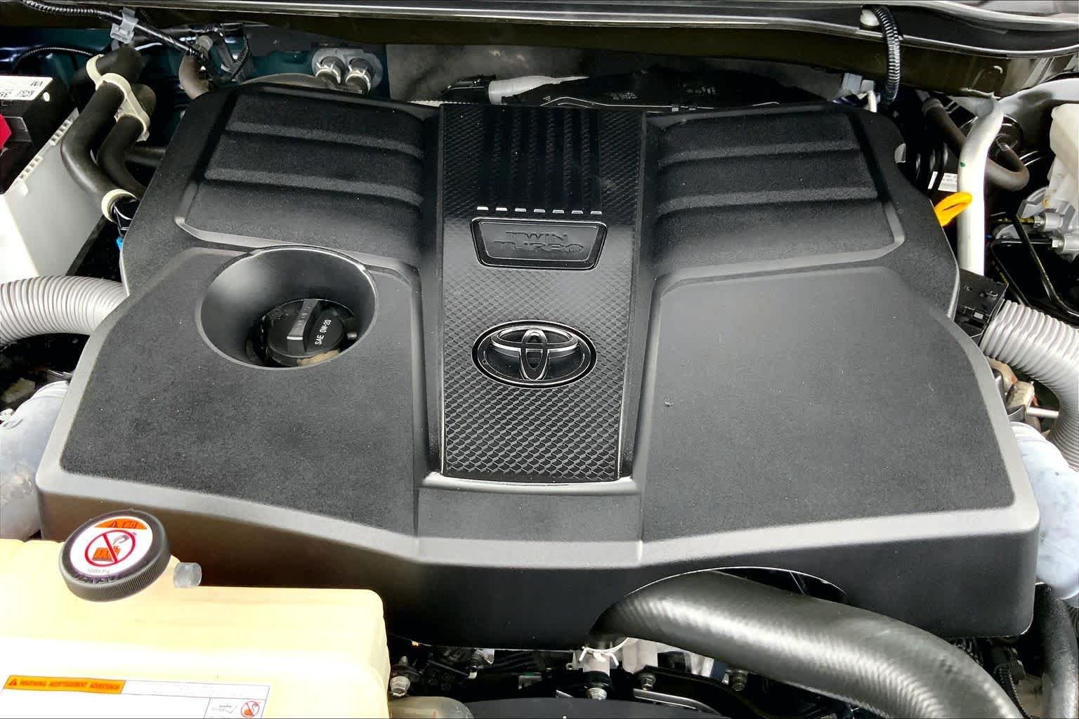 Used 2023 Blueprint Toyota Limited image 32