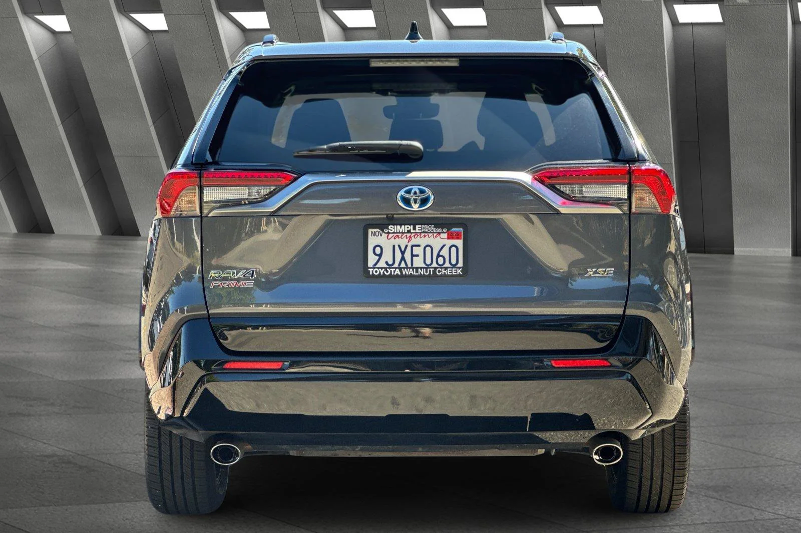 2024 Toyota RAV4 XSE - Photo 12
