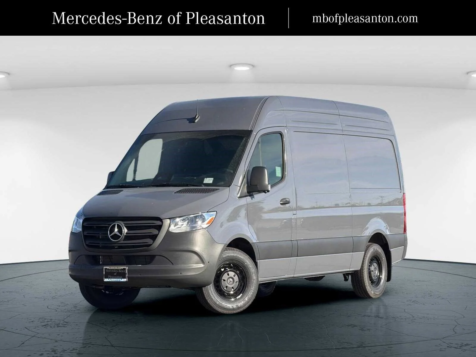 2026 Mercedes-Benz Sprinter 2500 144 WB's photo