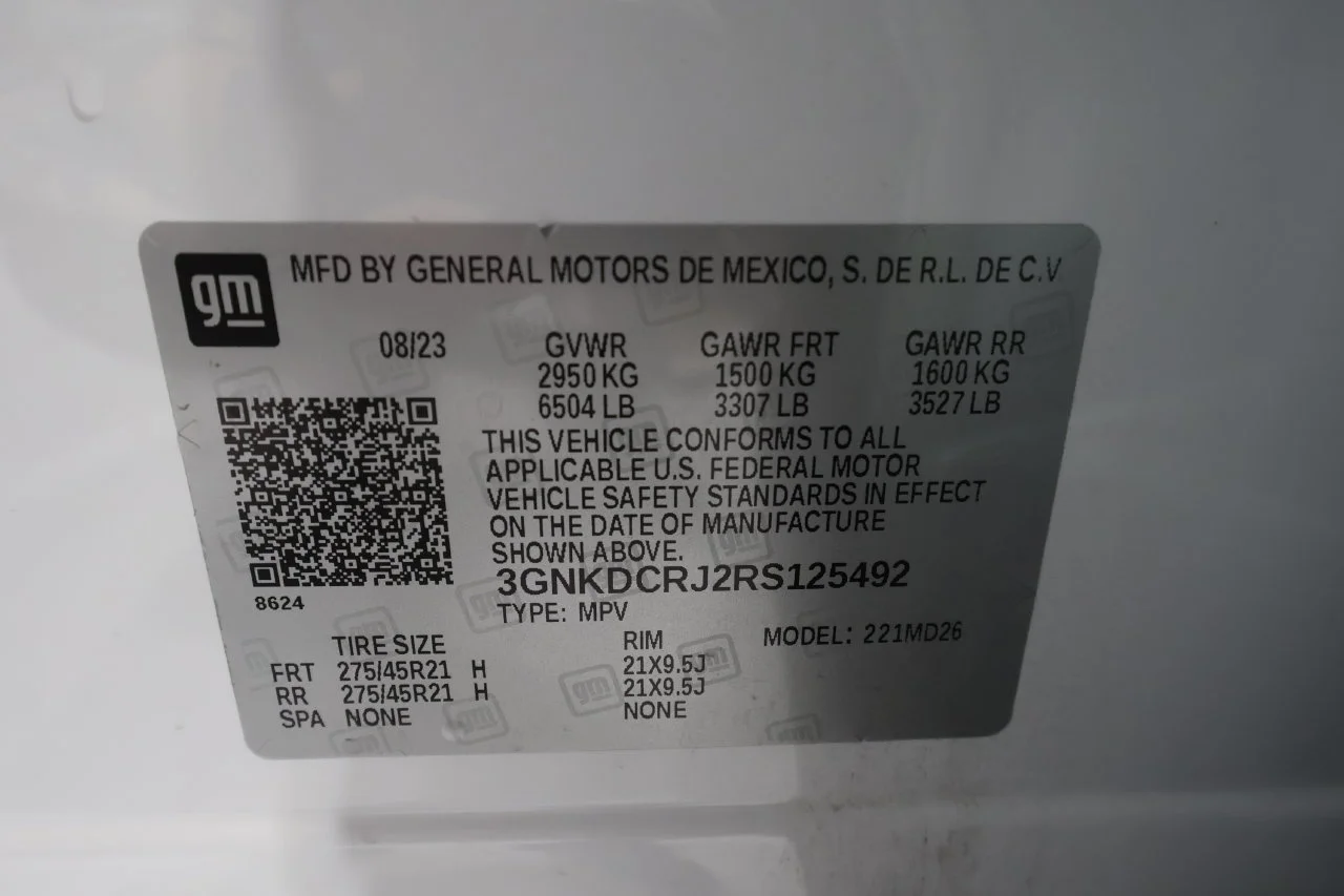 Certified Used 2024 Summit White Chevrolet RS image 31