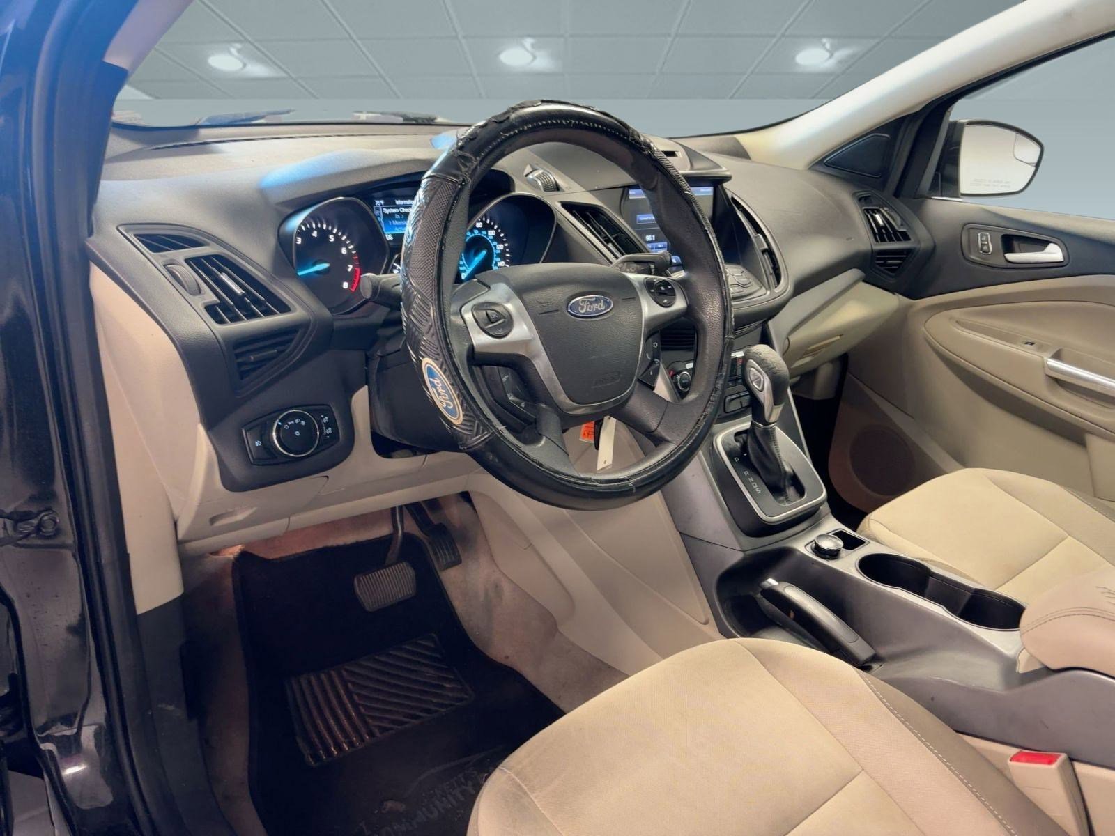 2014 Ford Escape SE photo 4