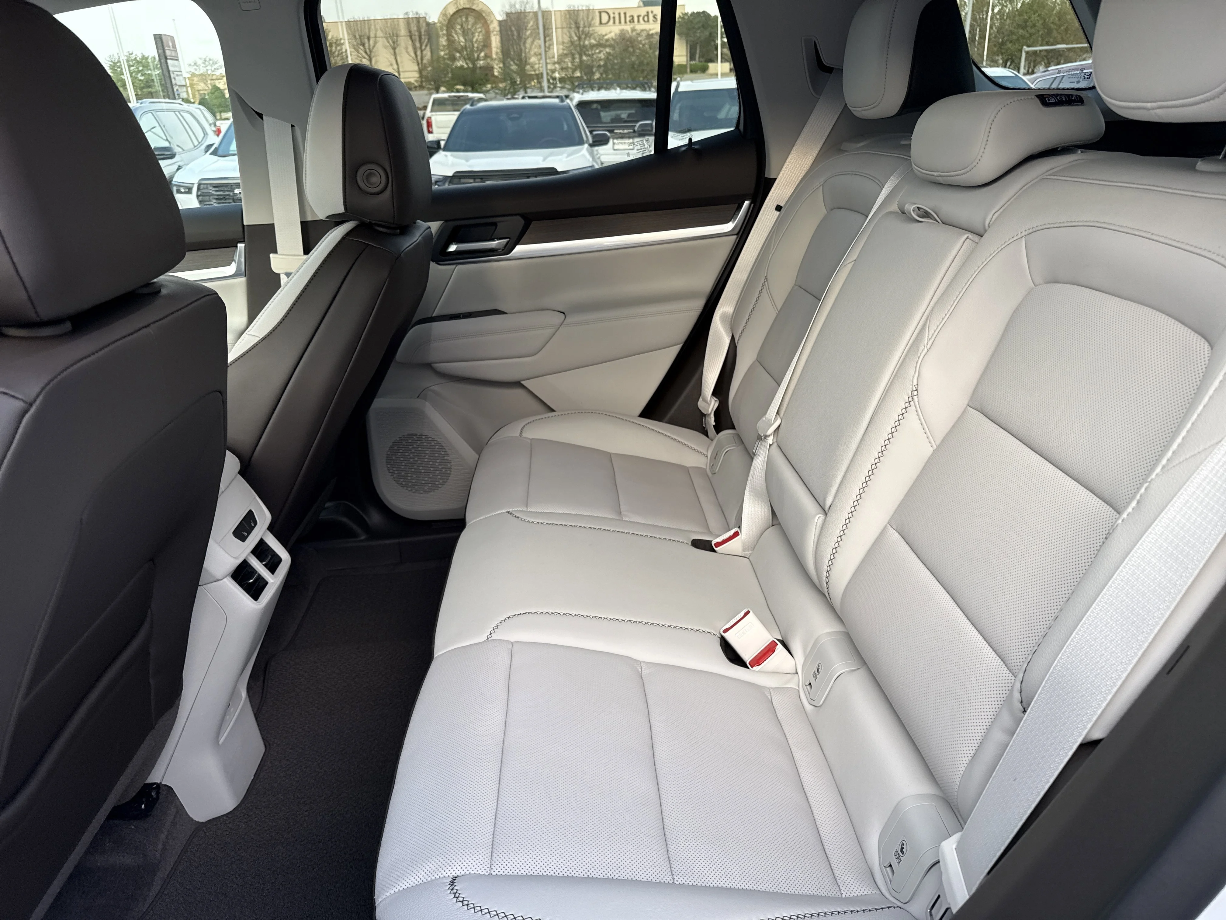 2026 GMC Terrain Denali - Photo 6