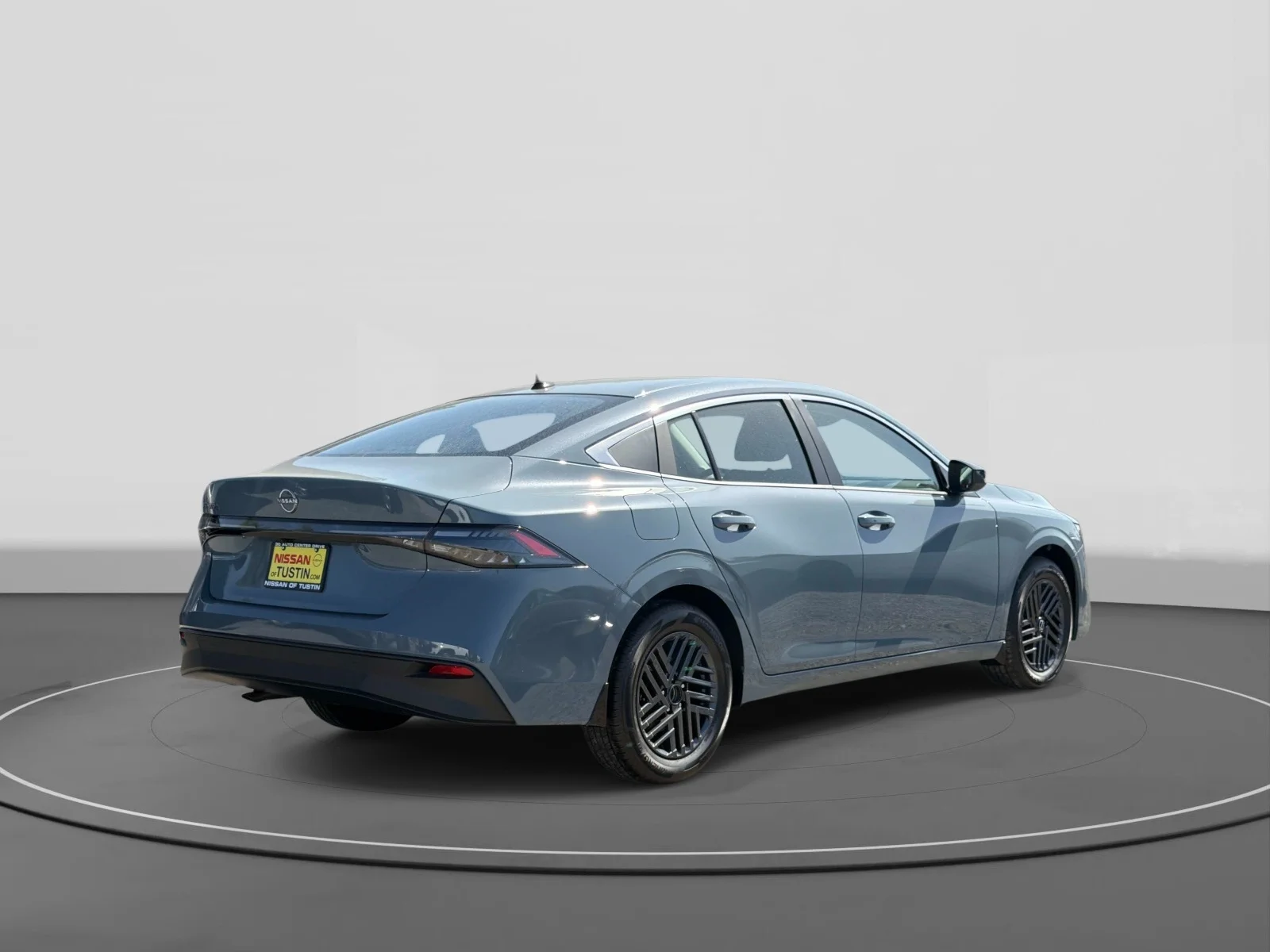 New 2027 Atlantic Gray Metallic Nissan SV image 7