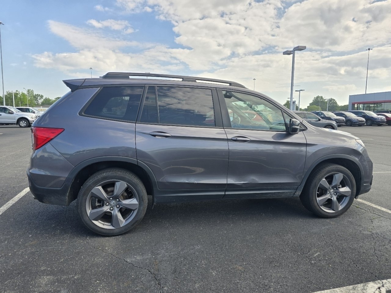 Used 2019  Honda Touring image 8