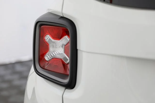 Used 2021 White Jeep Limited image 36