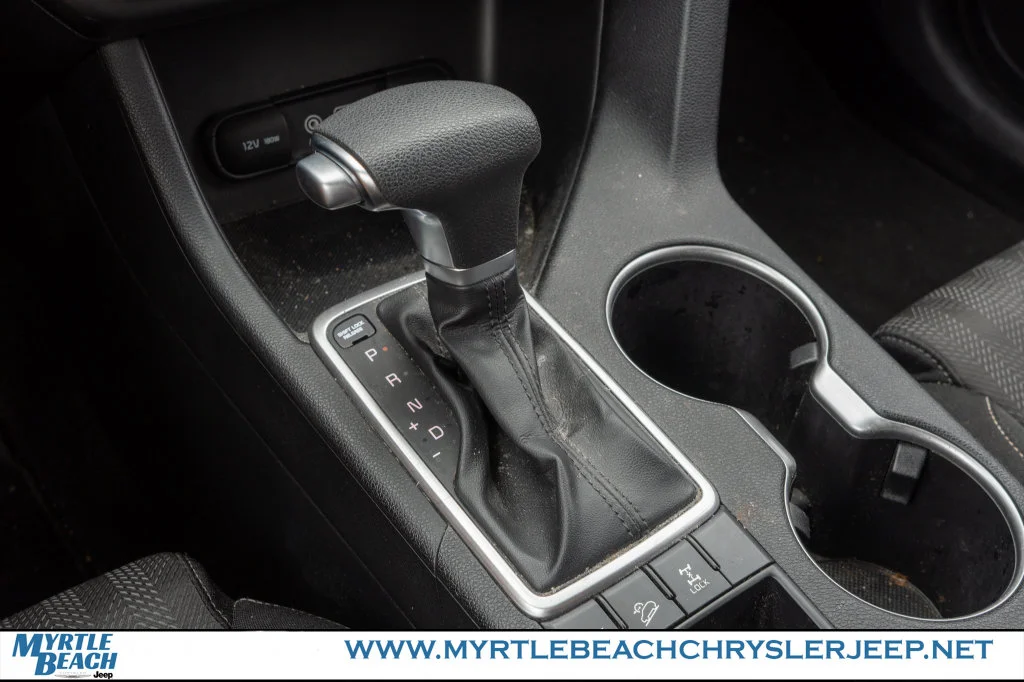 Used 2019 Pacific Blue Kia LX image 23