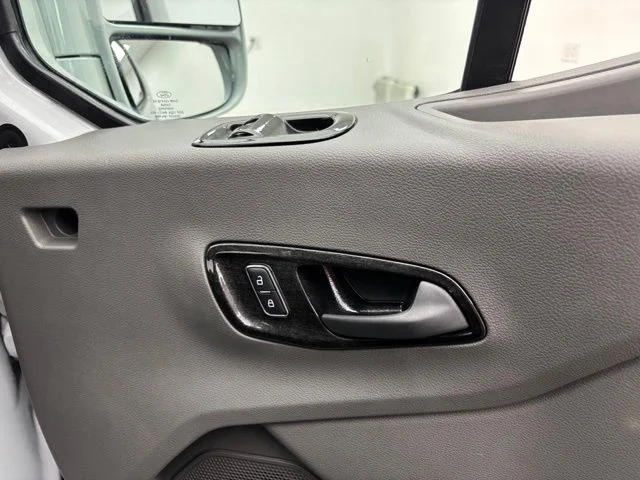 Used 2025 Gray Metallic Ford Explorer Limited SE image 23