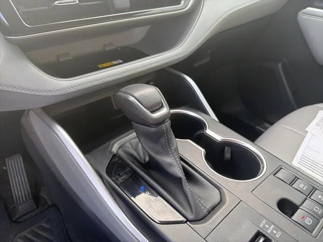 Used 2023 Silver Toyota XLE image 9