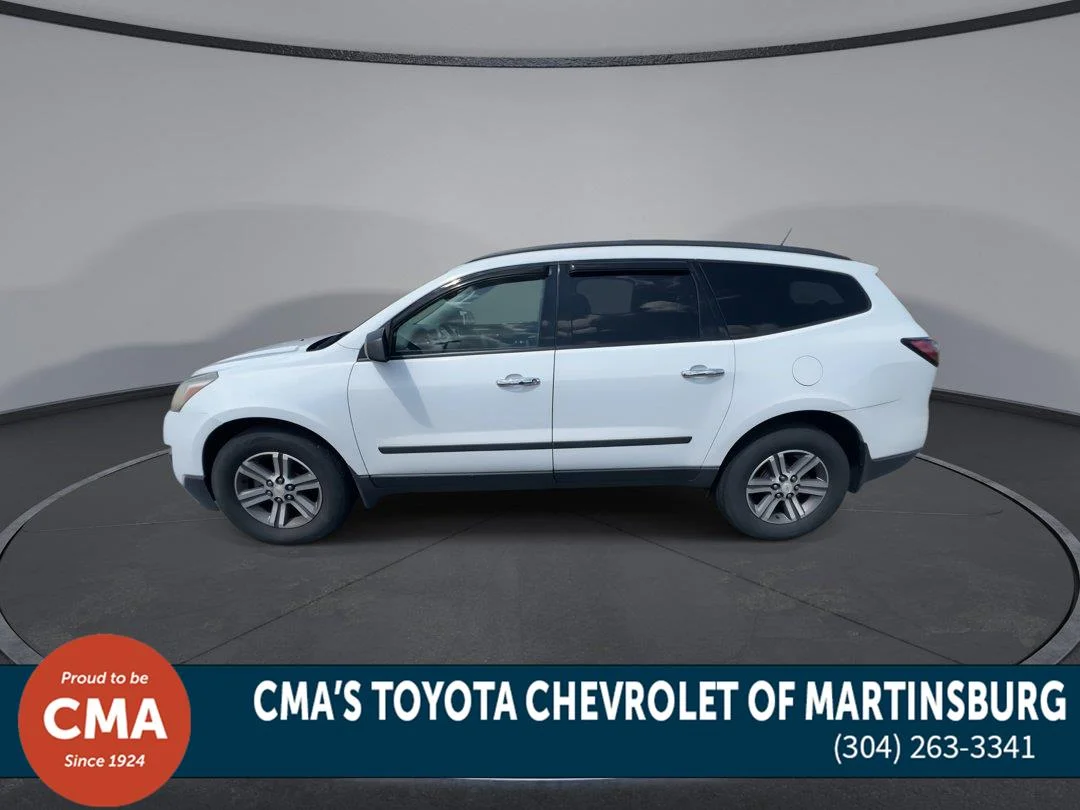 Used 2017 Summit White Chevrolet LS image 5