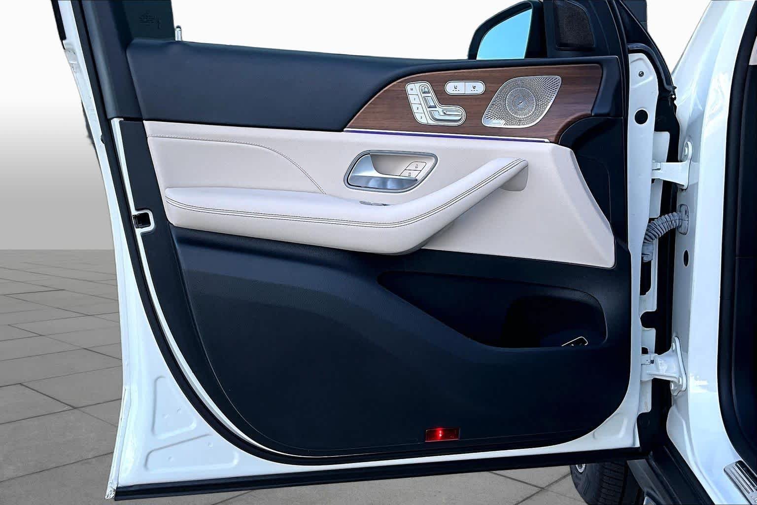 Certified Used 2022 Polar White Mercedes-Benz GLE 350 image 19