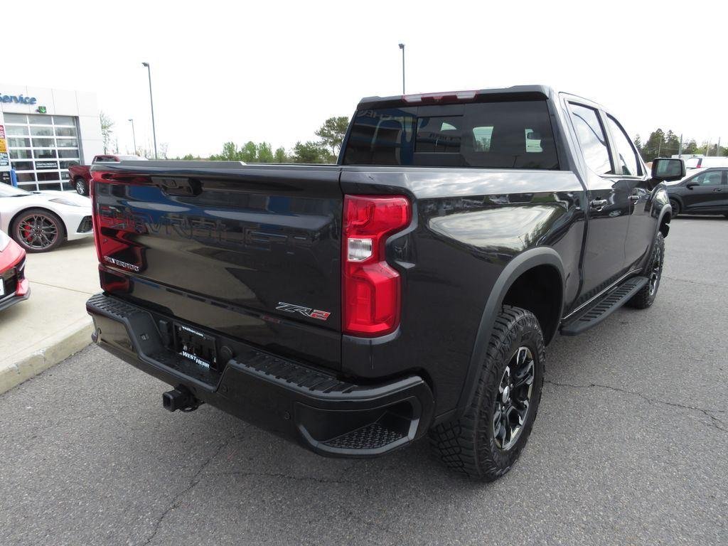 Used 2023 Ash Chevrolet ZR2 image 8