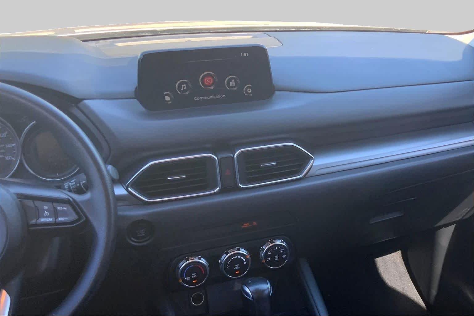 Used 2017 Sonic Silver Metallic Mazda Sport image 6