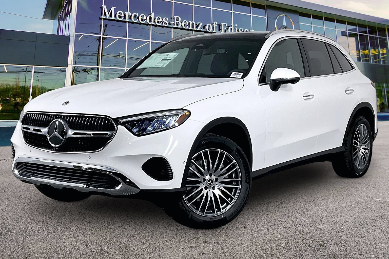 New 2026 Polar White Mercedes-Benz GLC 300 image 44